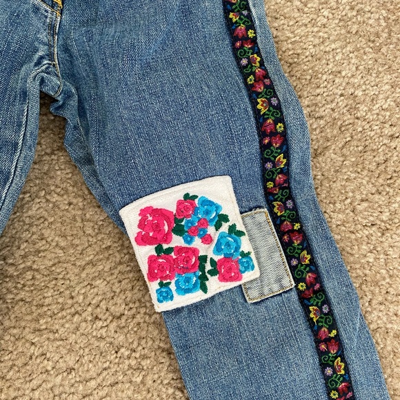 Girls Hanna Andersson Patch Jeans 3T 100 - Picture 3 of 5
